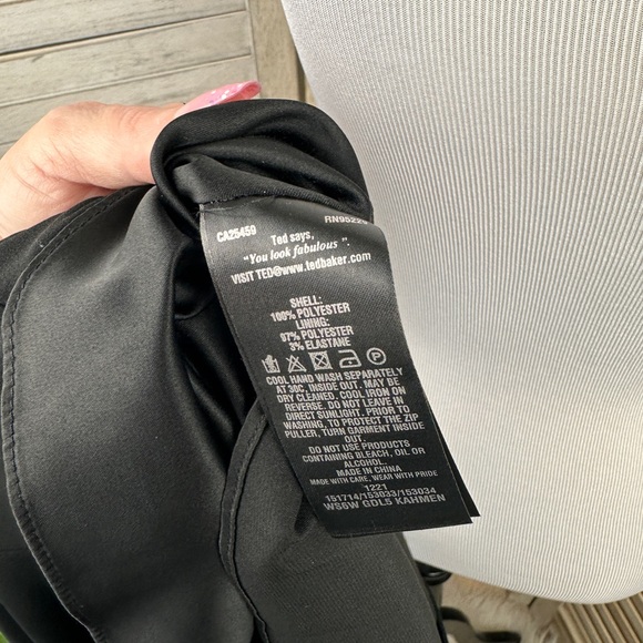 NWT Ted Baker London Kahmen Strappy Black & White Midi Dress Size 2 - Picture 7 of 9